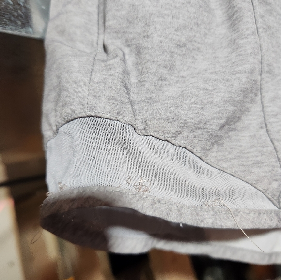 Girls grey shorts size large - Picture 2 of 7